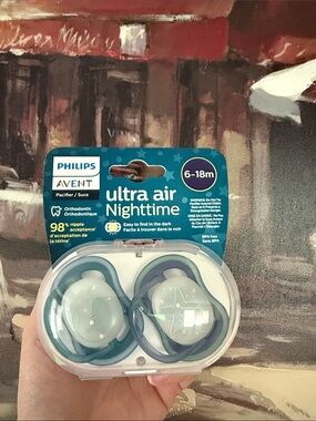 Ultra Air Nighttime Pacifiers - Teal/Light Blue (6-18m)